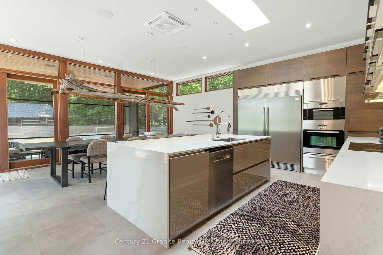 1085 Grace Road • Minden Hills, ON photo 11