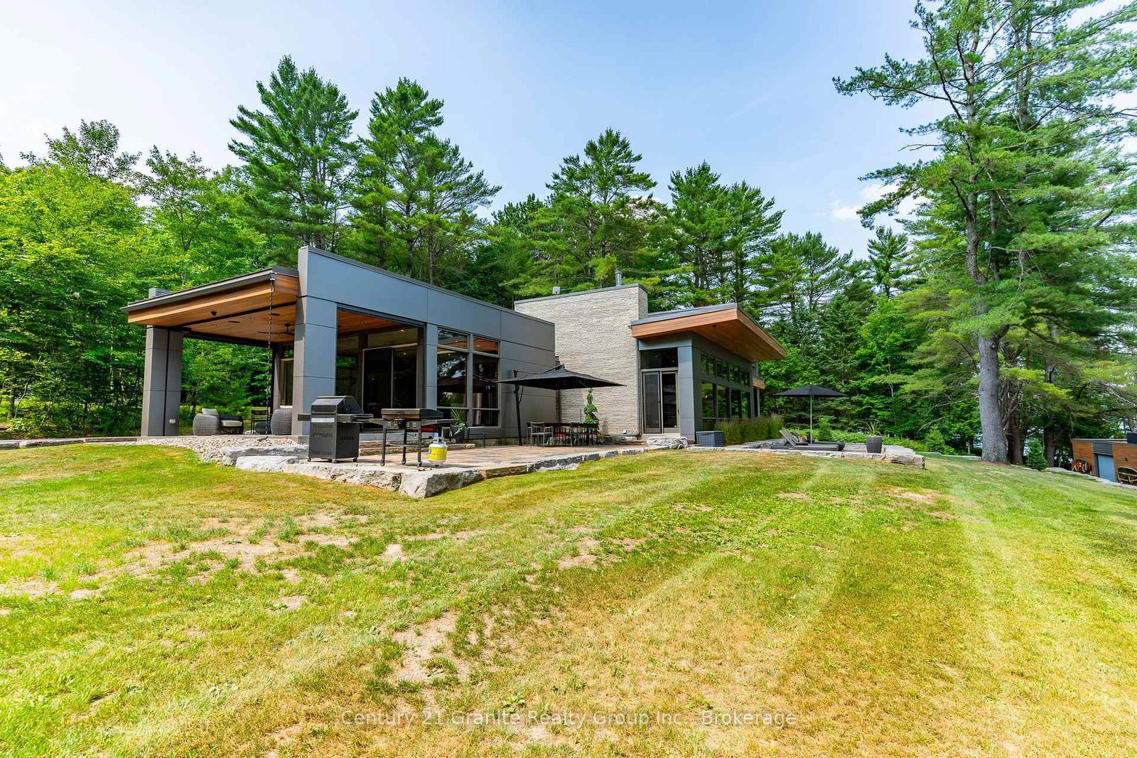 1085 Grace Road • Minden Hills, ON photo 31