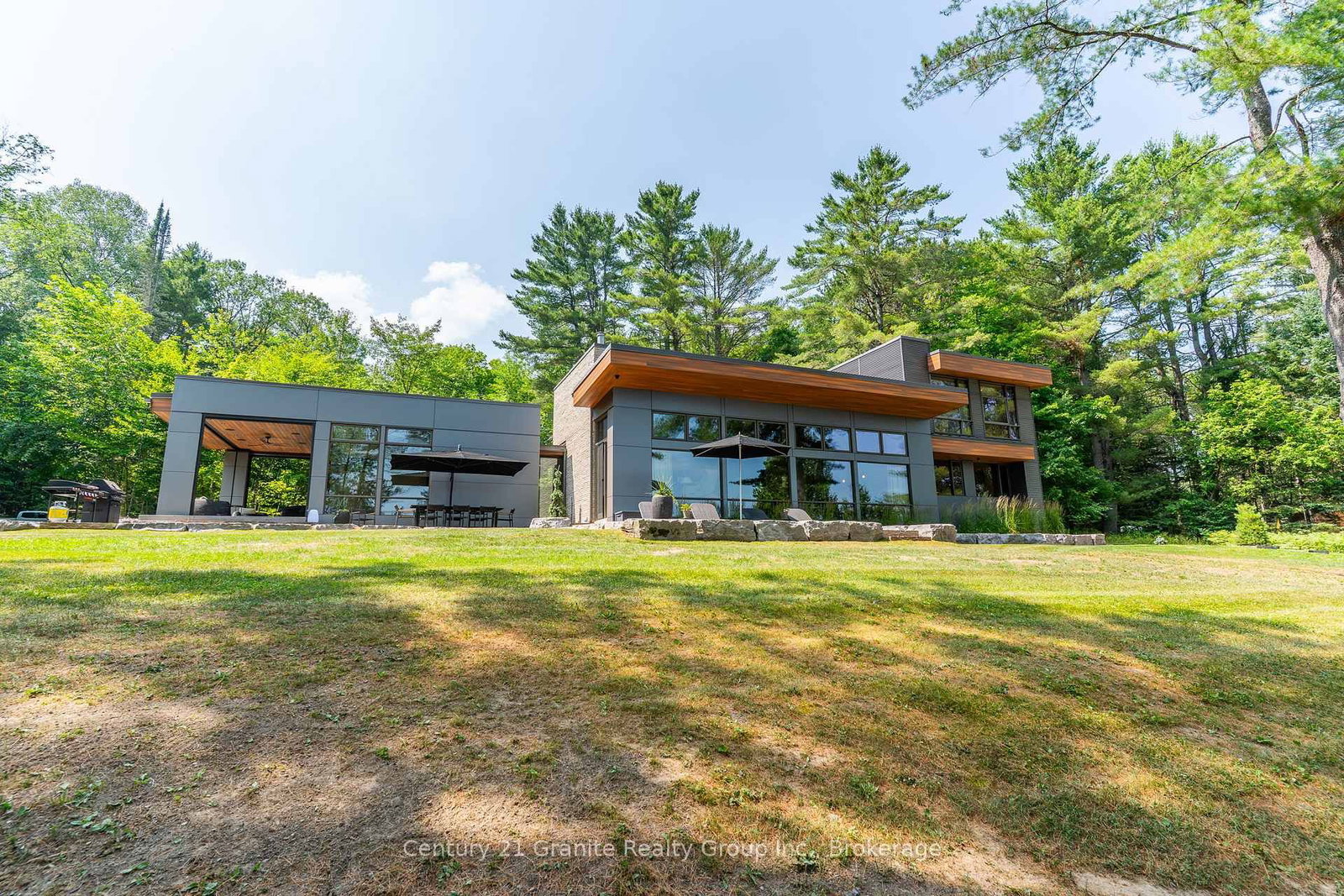 1085 Grace Road • Minden Hills, ON photo 37