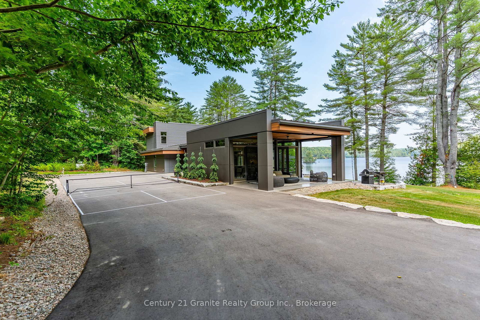 1085 Grace Road • Minden Hills, ON photo 4