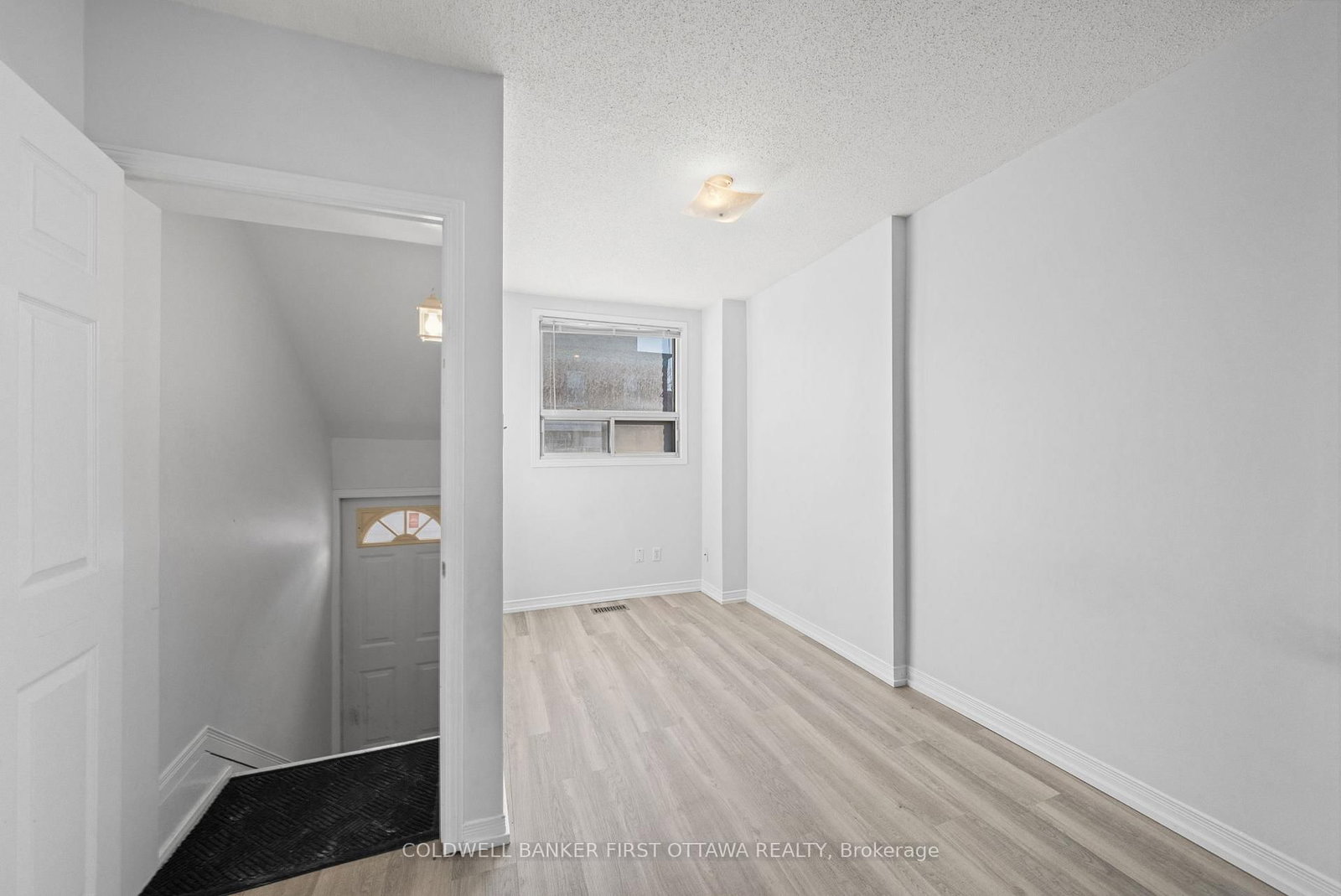 234 Rochester Street - Photo 4