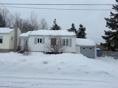 578 McPhail Street — photo 2