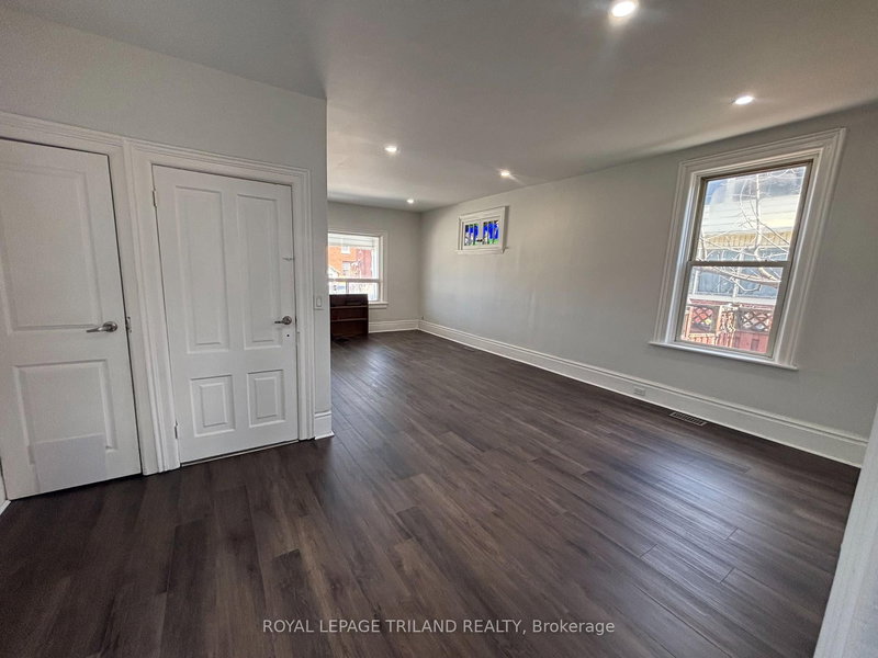 30 Kains St, St. Thomas, N5P 1M9 | Image 3