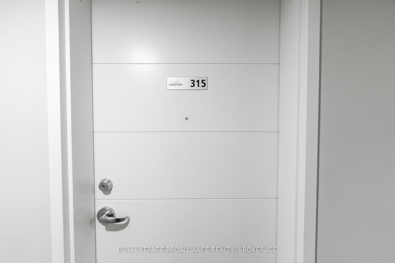 315 - 652 Princess St, Kingston, K7L 1E5 | Image 2