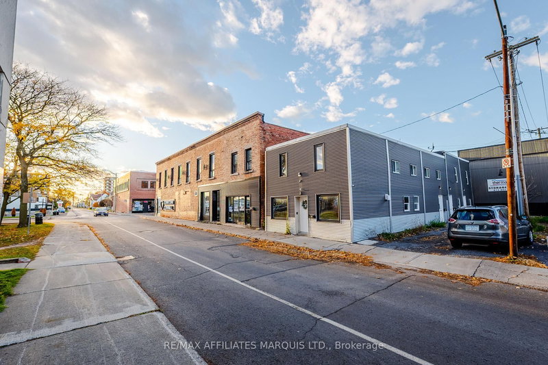 9 First St E, Cornwall, K6H 1K5 | Image 2