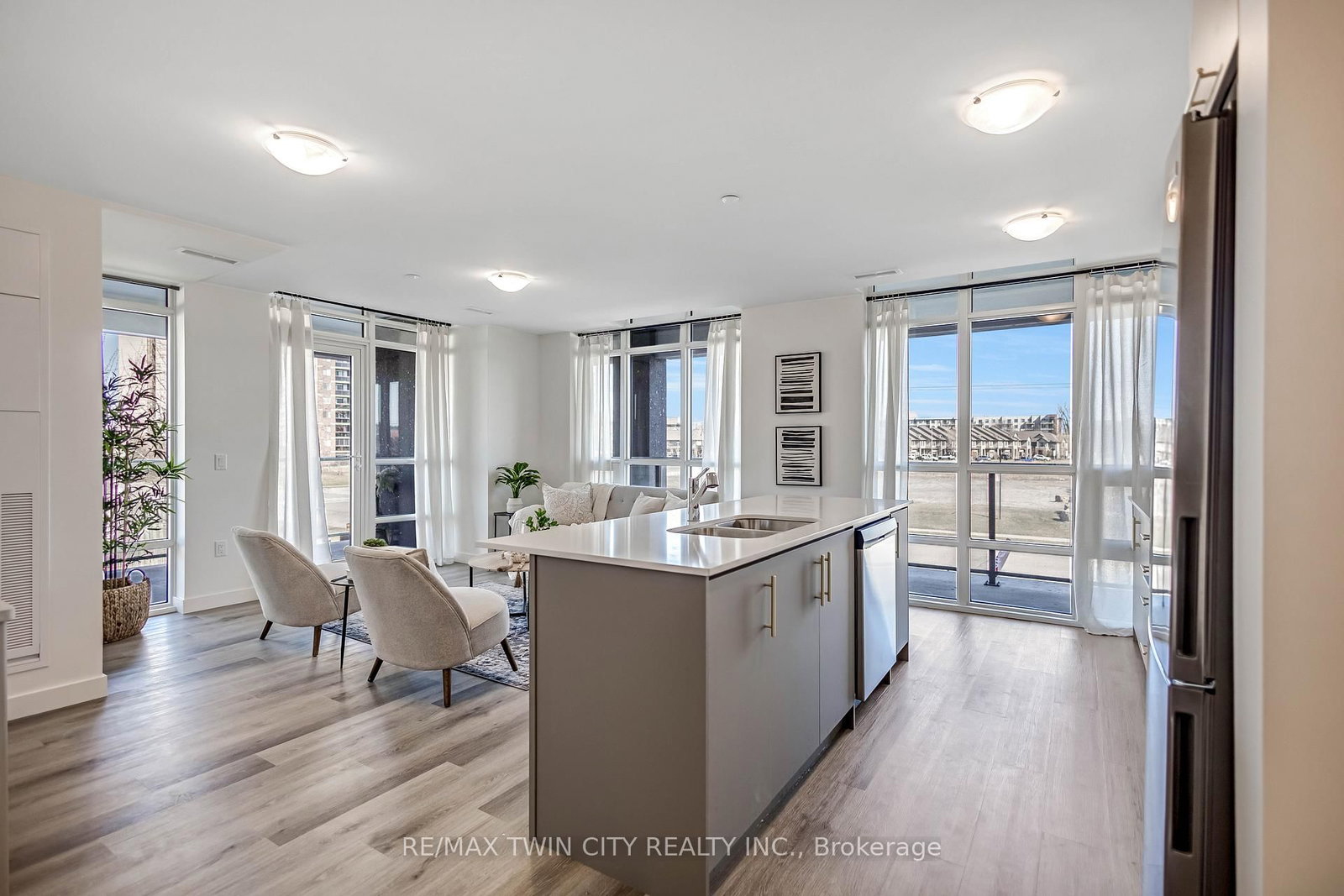 461 Green Road, Unit 212 - Photo 3