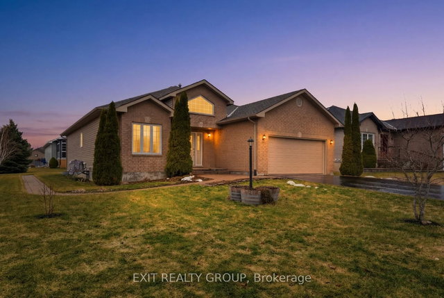 68 Maplehurst Crescent