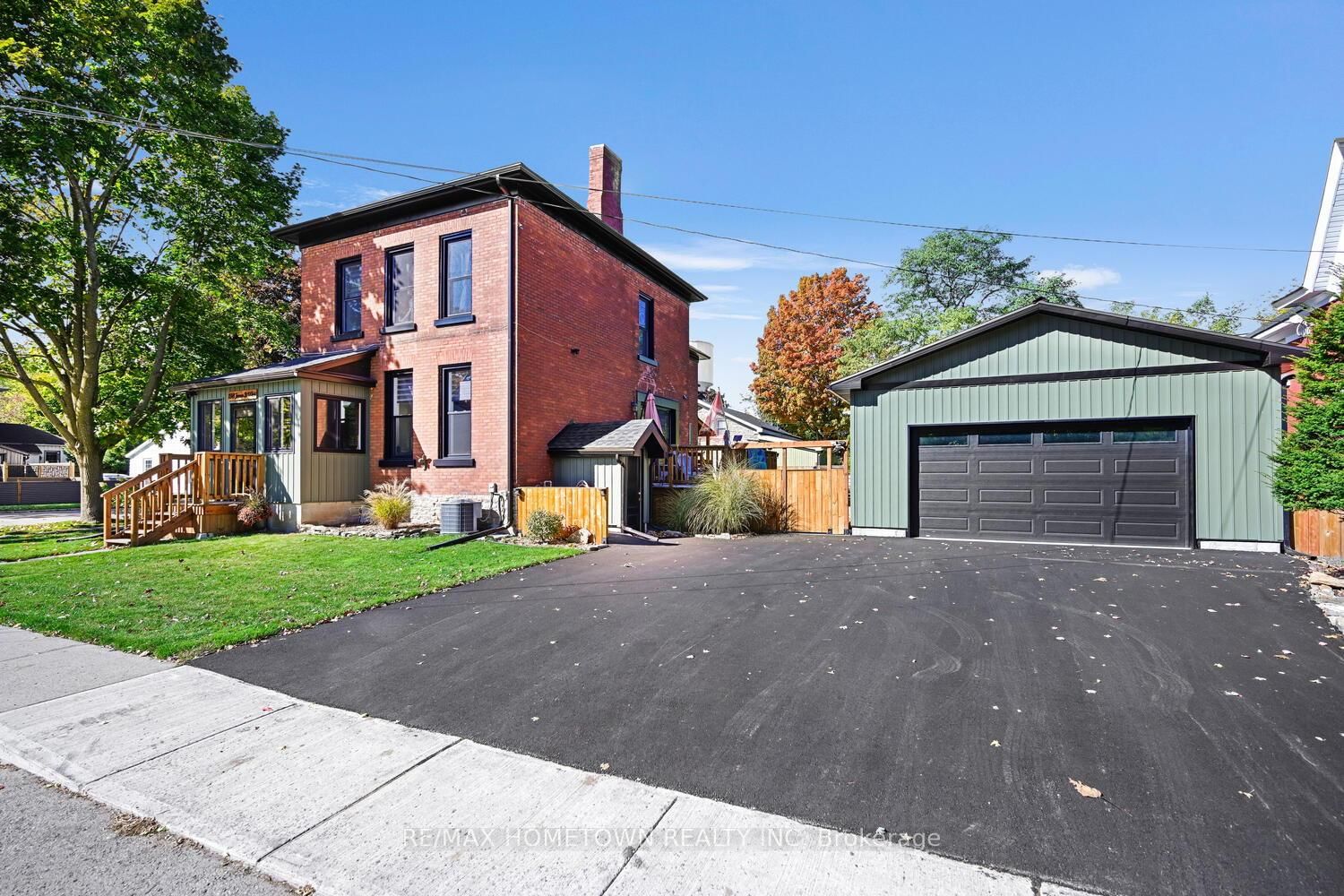 Listing Image 3