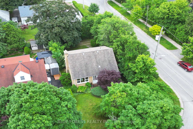 685 Strathmeyer St, London East, N5Y 3Z3 | Image 2