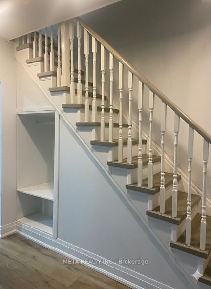 Detached House for sale at 636 Union Street, Peterborough, Ontario, K9H 3V5 - Town Ward 3 - MLS: X12934814