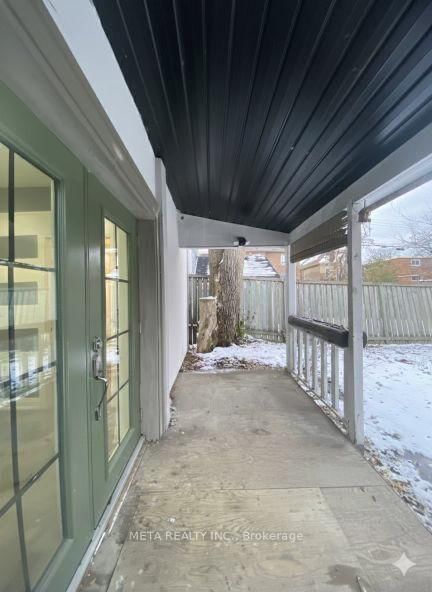 Detached House for sale at 636 Union Street, Peterborough, Ontario, K9H 3V5 - Town Ward 3 - MLS: X12934814