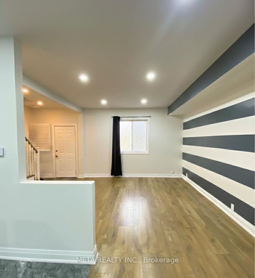 Detached House for sale at 636 Union Street, Peterborough, Ontario, K9H 3V5 - Town Ward 3 - MLS: X12934814