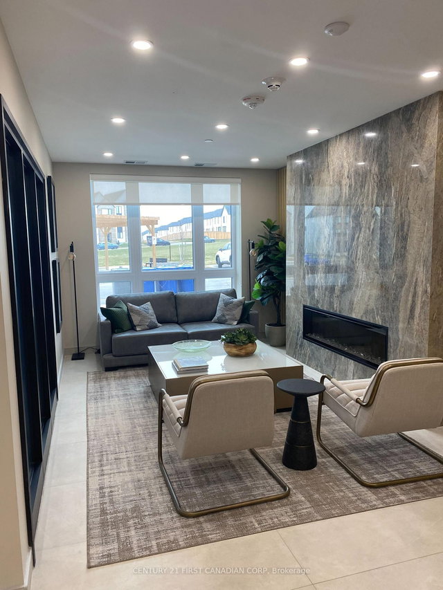 201 - 1560 Upper West Avenue