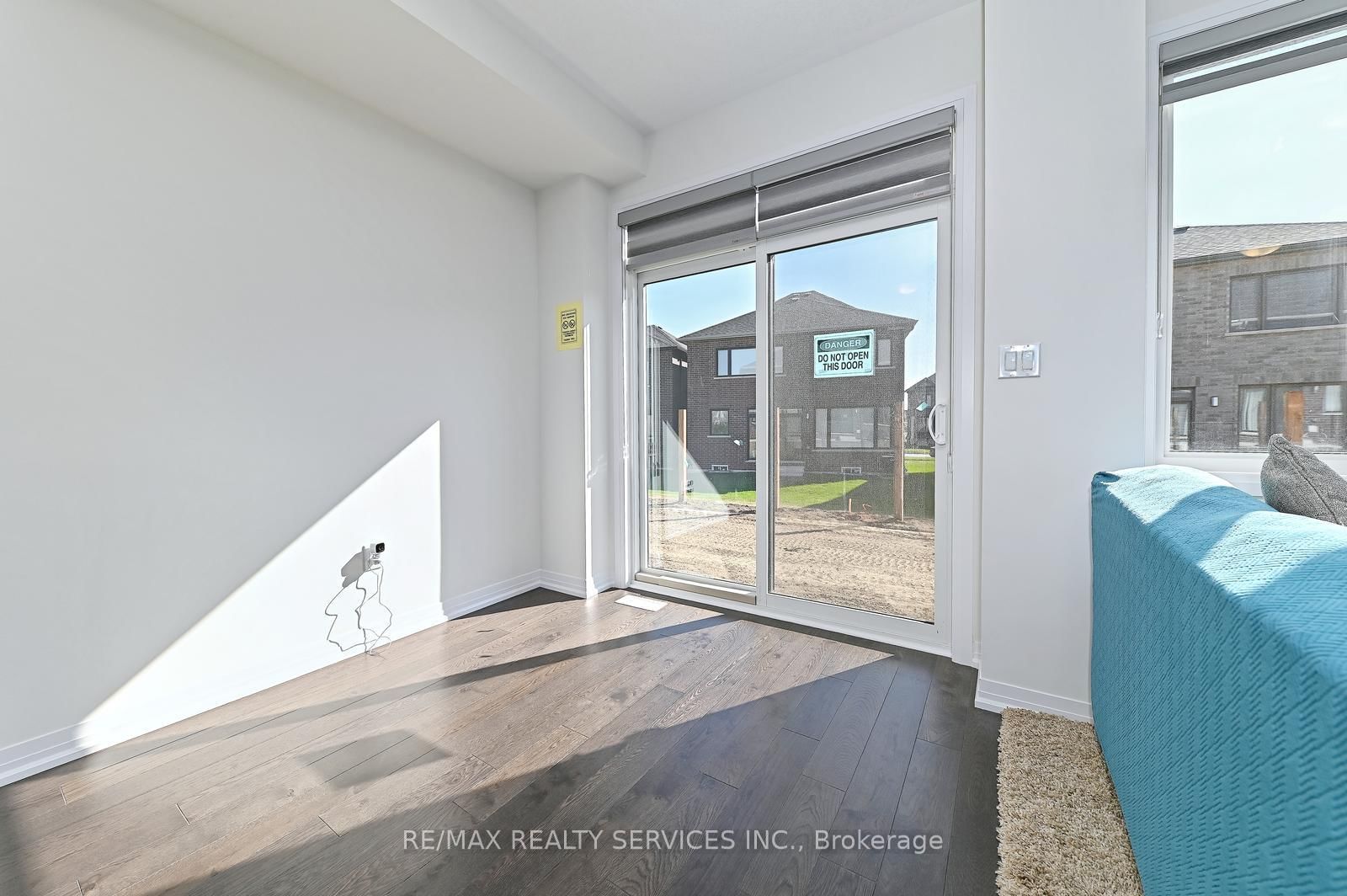 15 Blacklock Street, Unit 19 - Photo 17