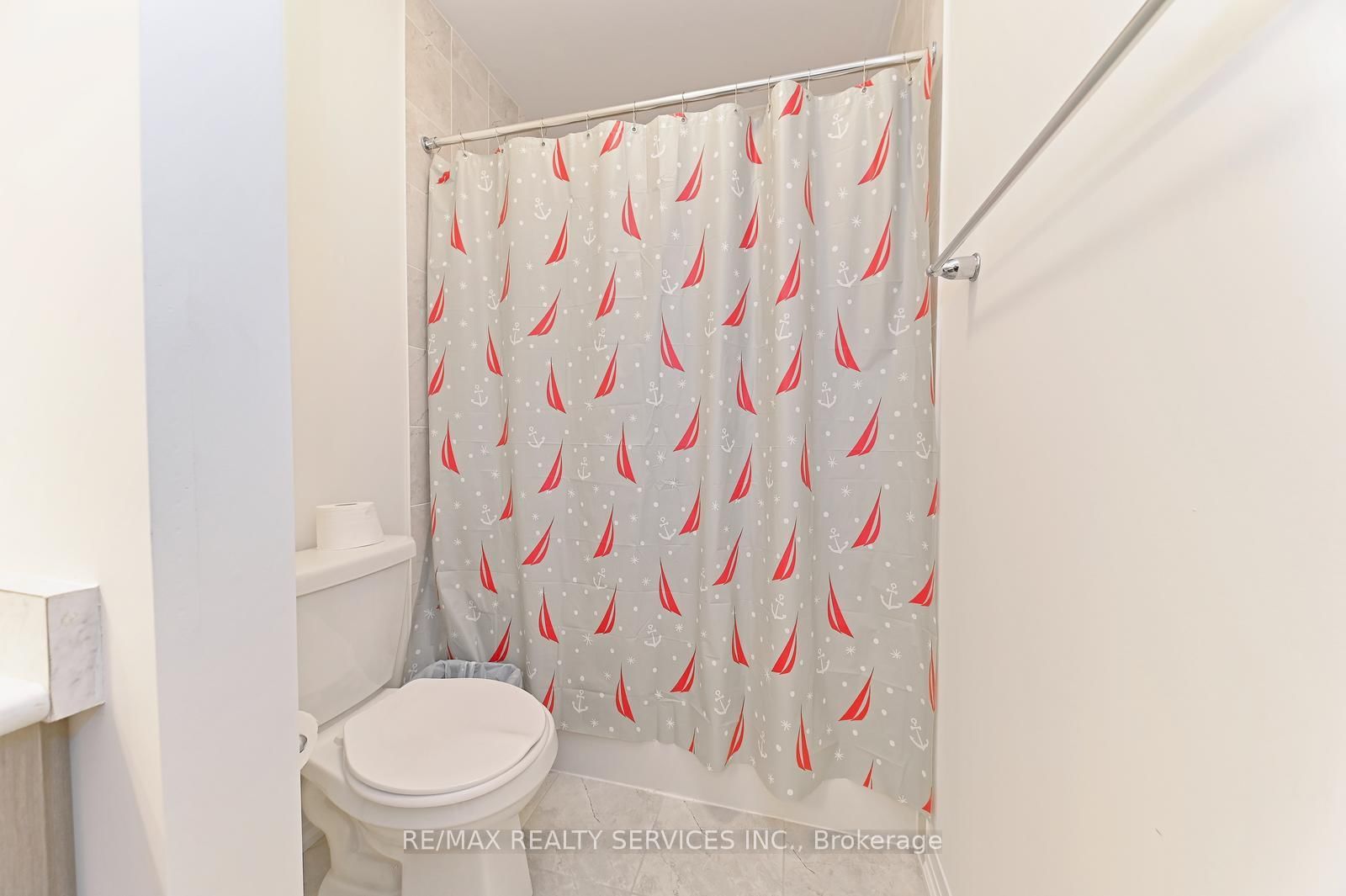 15 Blacklock Street, Unit 19 - Photo 31