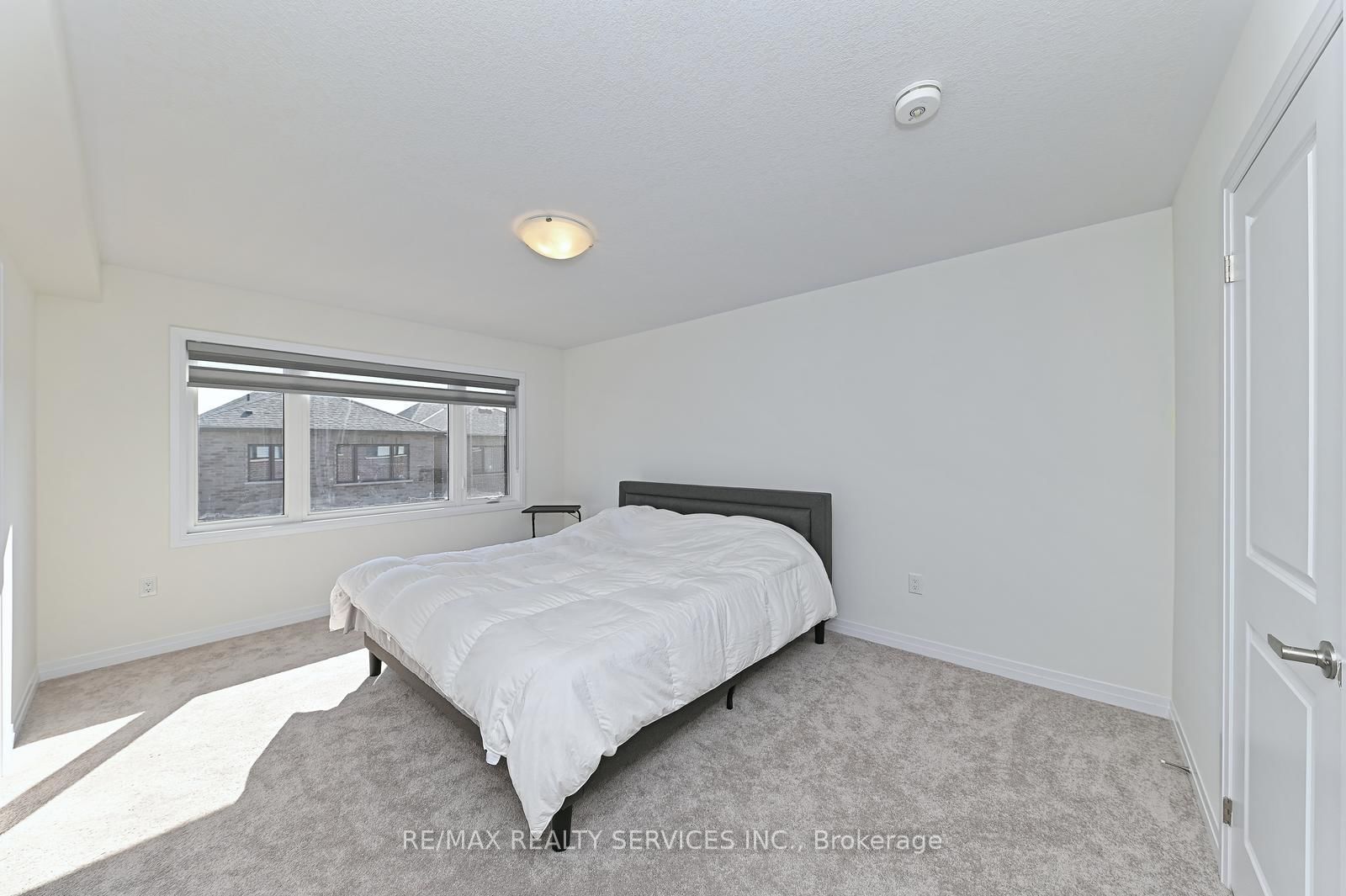 15 Blacklock Street, Unit 19 - Photo 33