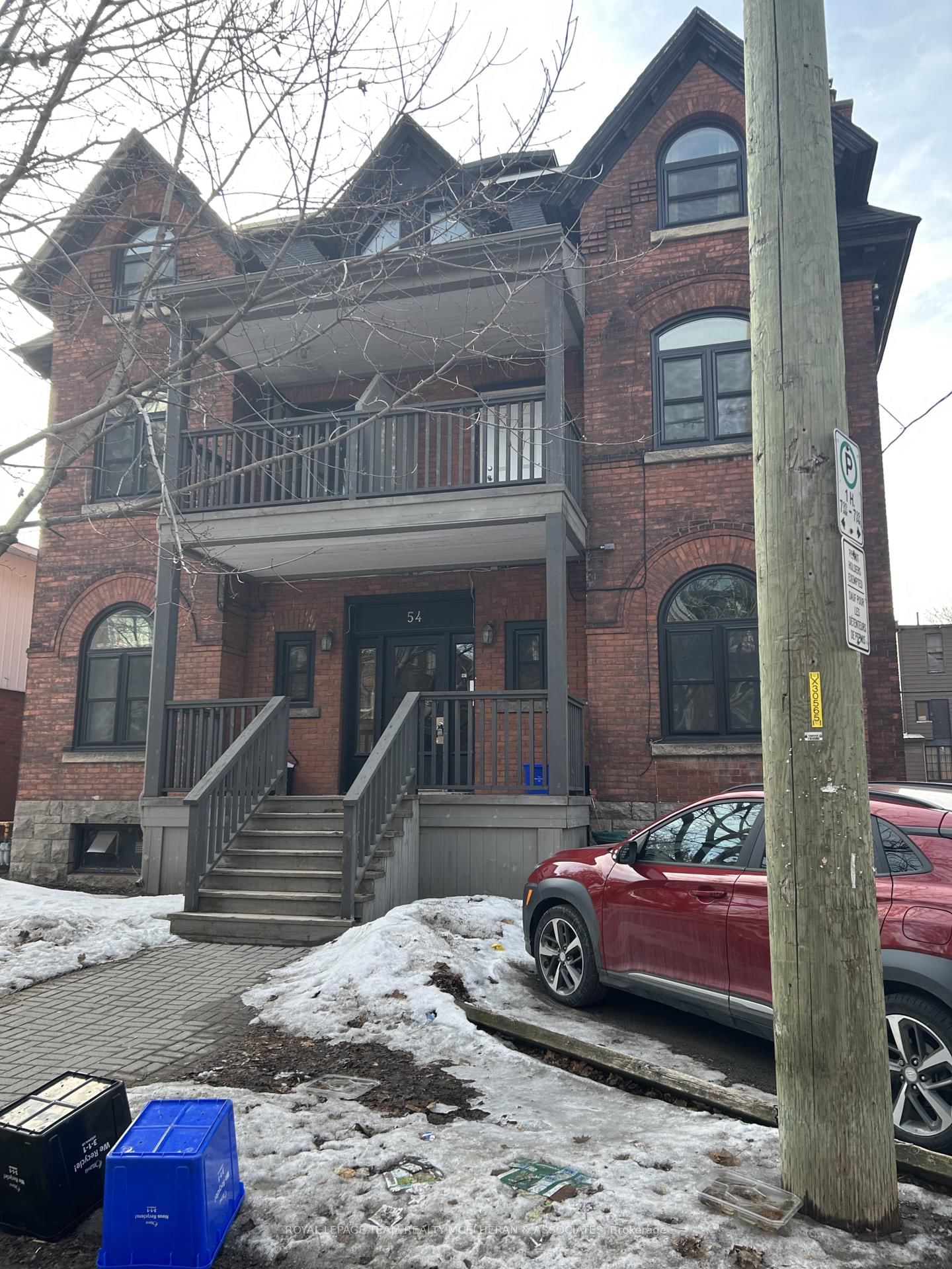 54 Somerset Street W, Unit 4 - Photo 2