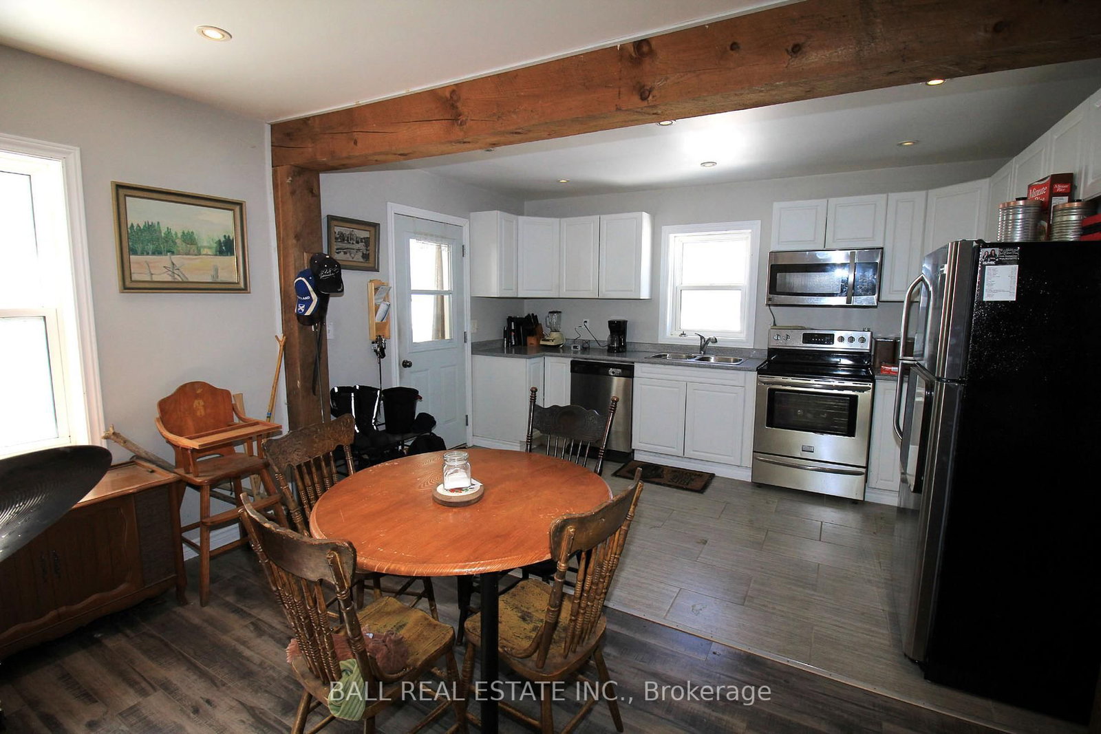Listing Image 7
