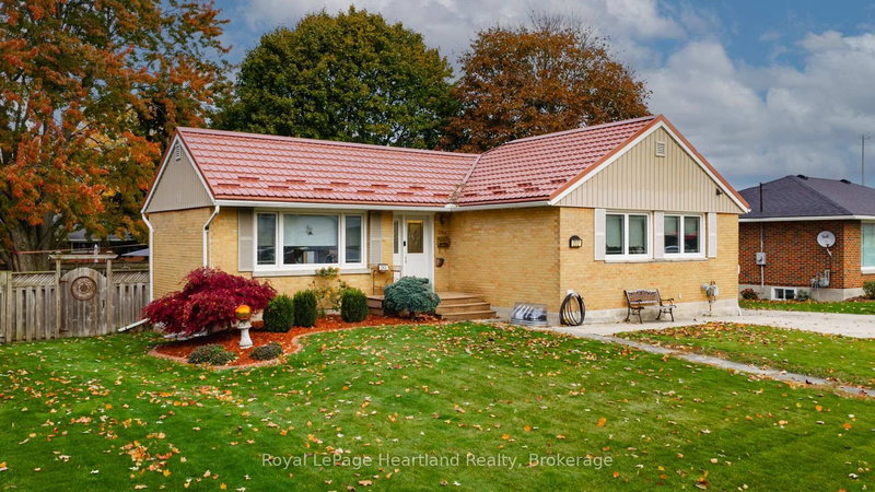 home for sale on 202 St. David Street