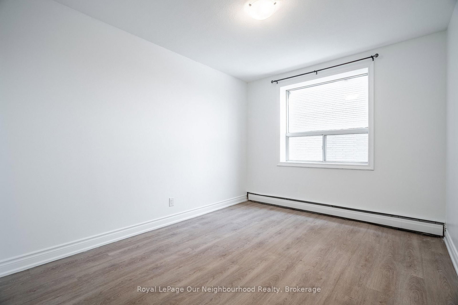 112 St. Joseph's Drive, Unit 307 - Photo 13