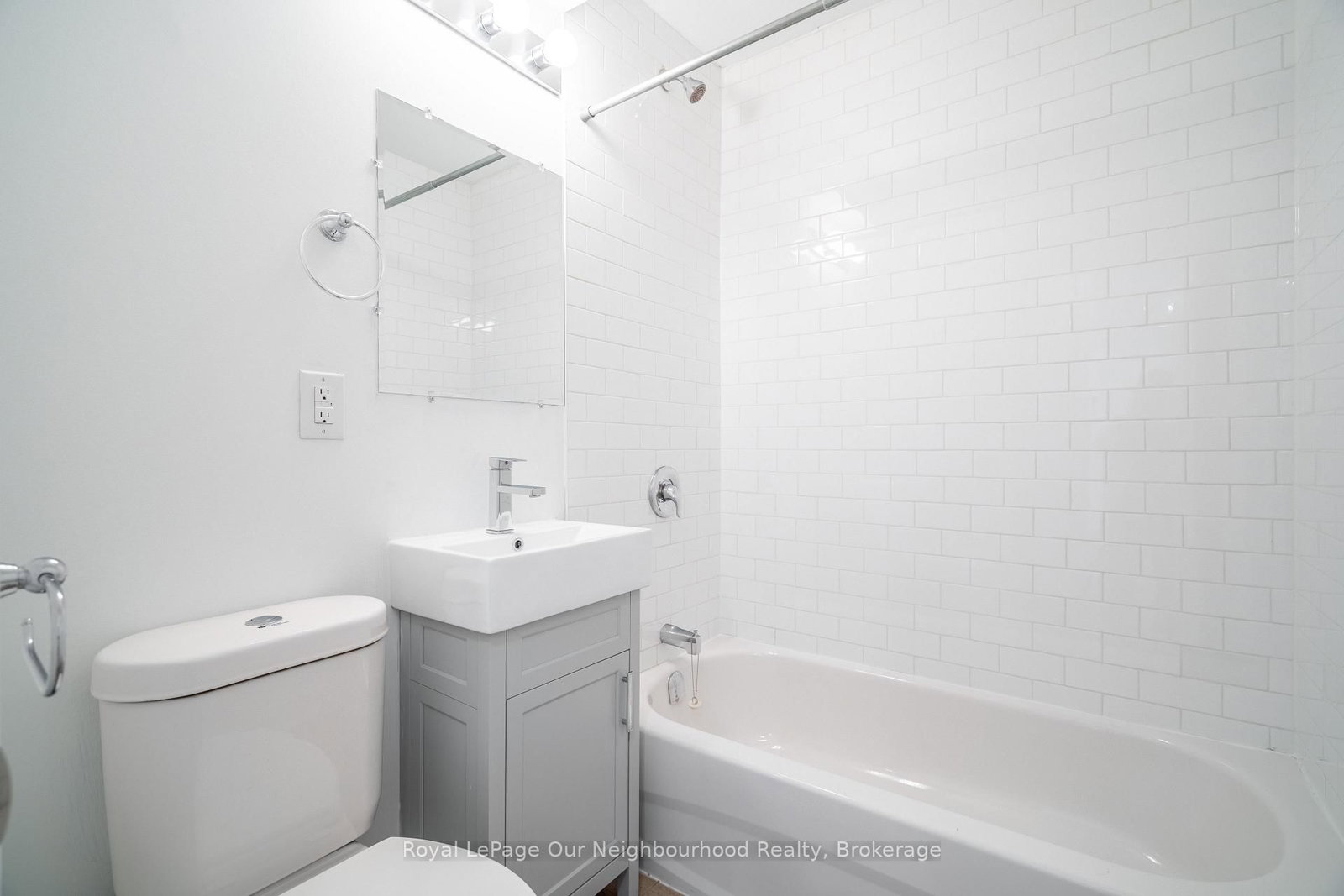 112 St. Joseph's Drive, Unit 307 - Photo 15