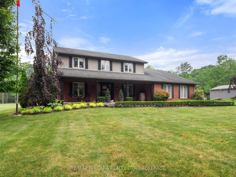 2738 Moyer St, Pelham, L0S 1C0 | Image 3