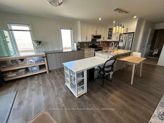 253 Kingsway Ave, North Bay, P1B 7V5 | Image 3