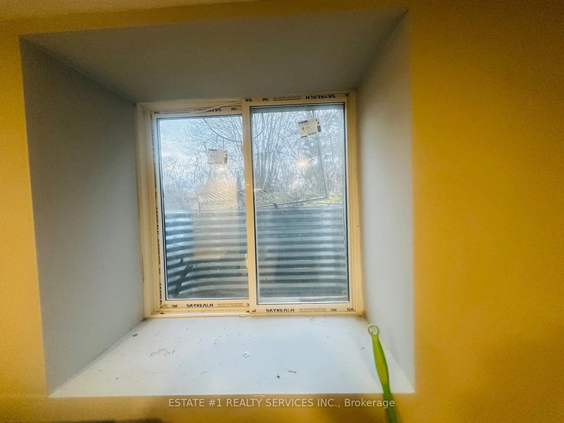 176 Kenneth Ave, Kitchener, N2A 1W2 | Image 3