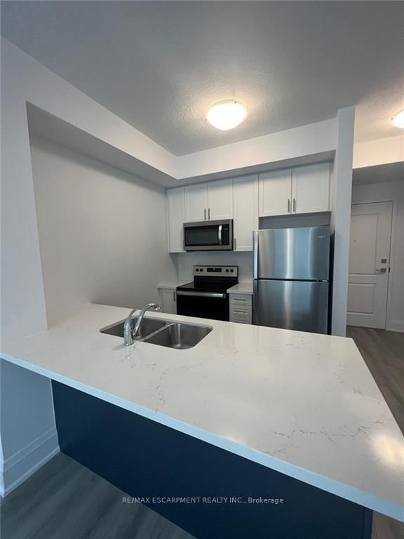 5055 Greenlane Road, Unit 340 - Photo 10