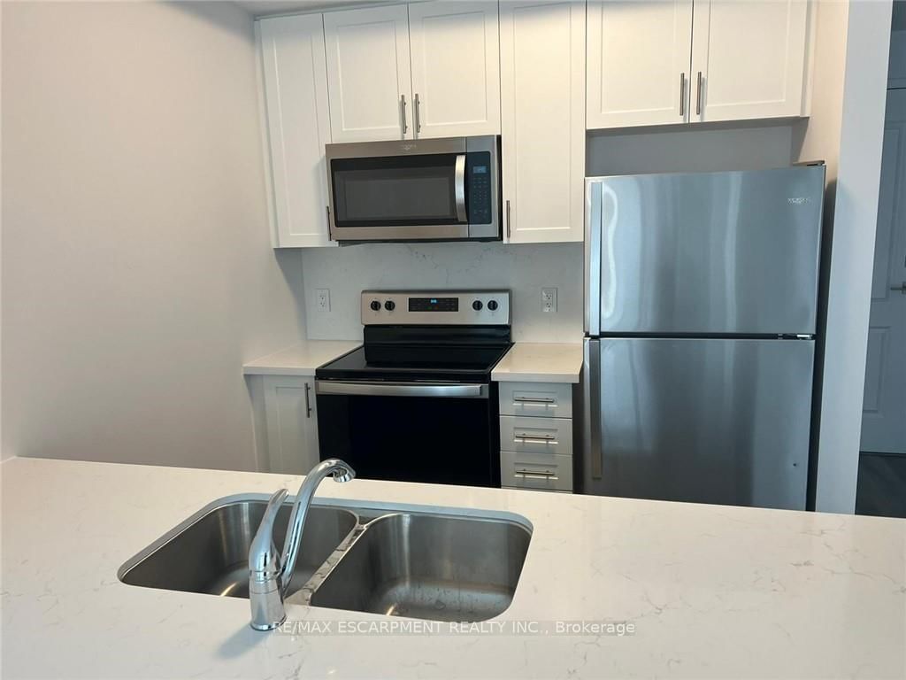 5055 Greenlane Road, Unit 340 - Photo 11