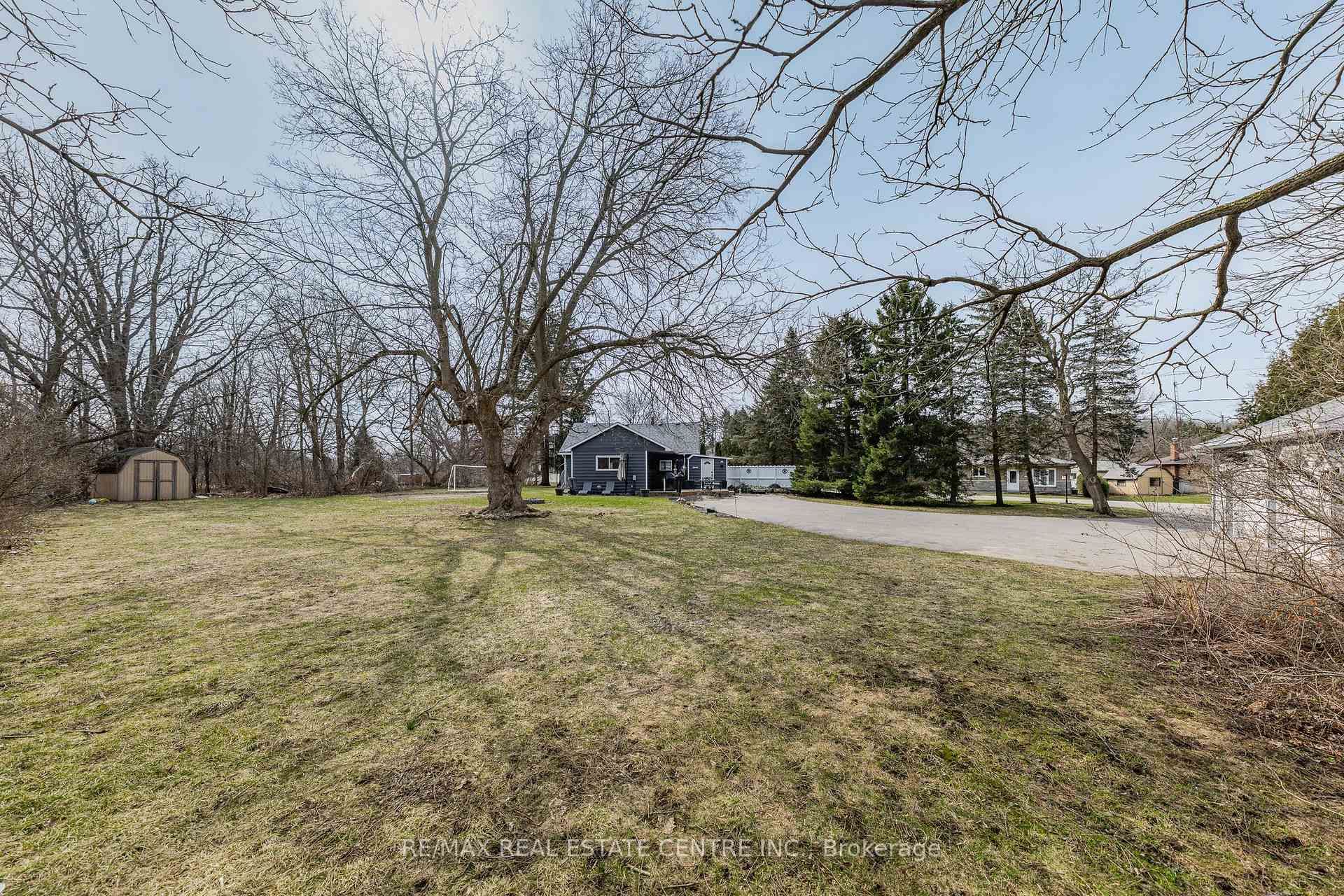1 Hughson Street