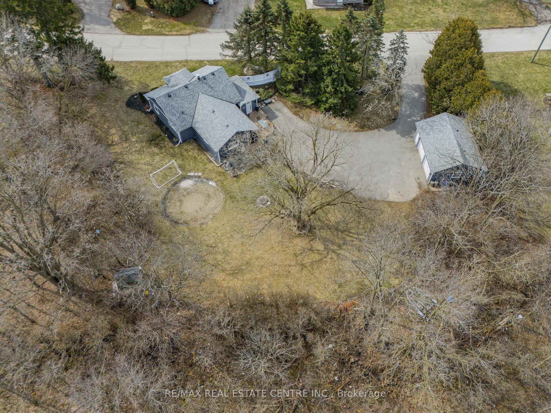 1 Hughson Street
