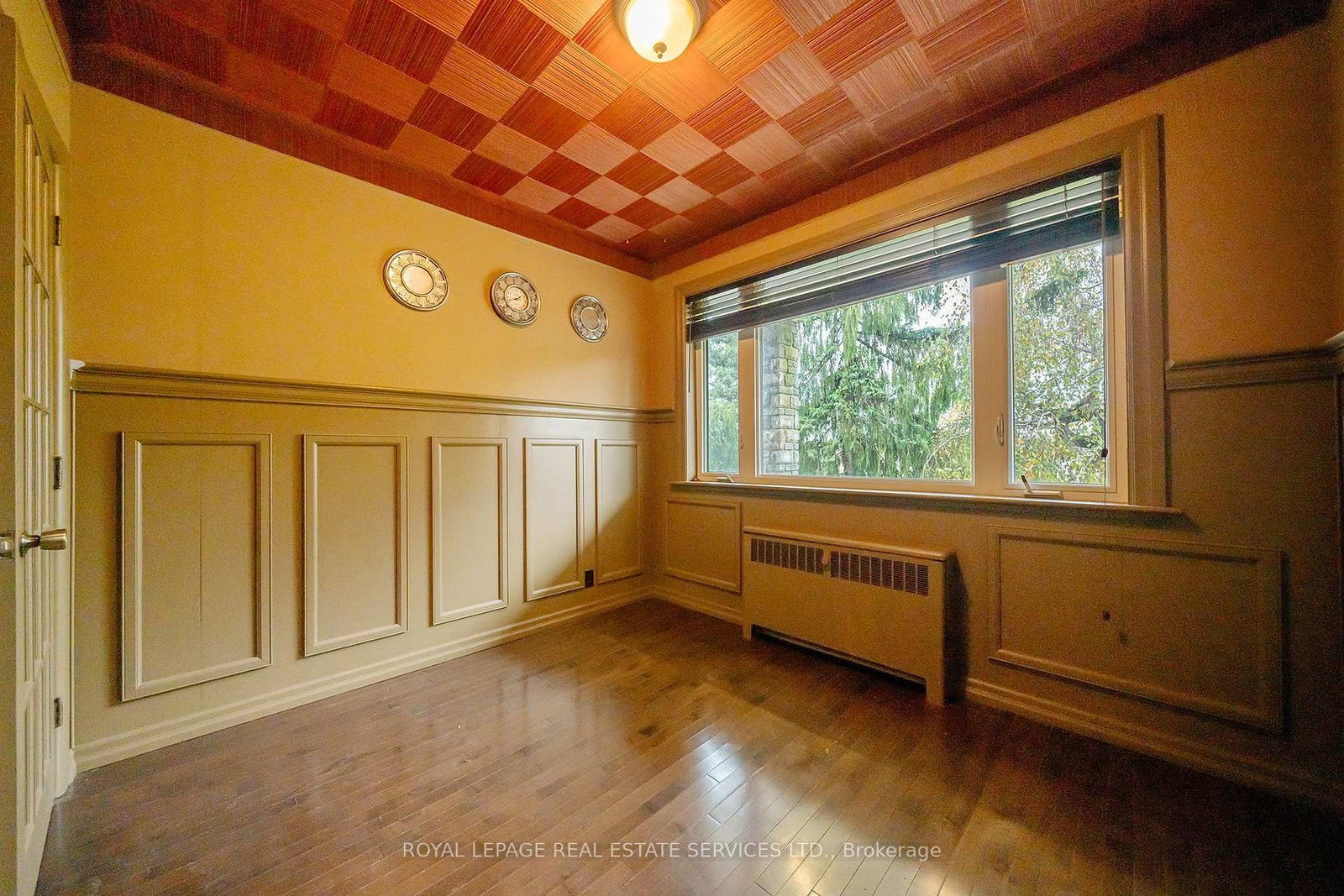 Detached House for sale at 411 Niagara Boulevard, Fort Erie, Ontario, L2A 3H2 - Central - MLS: X12935638