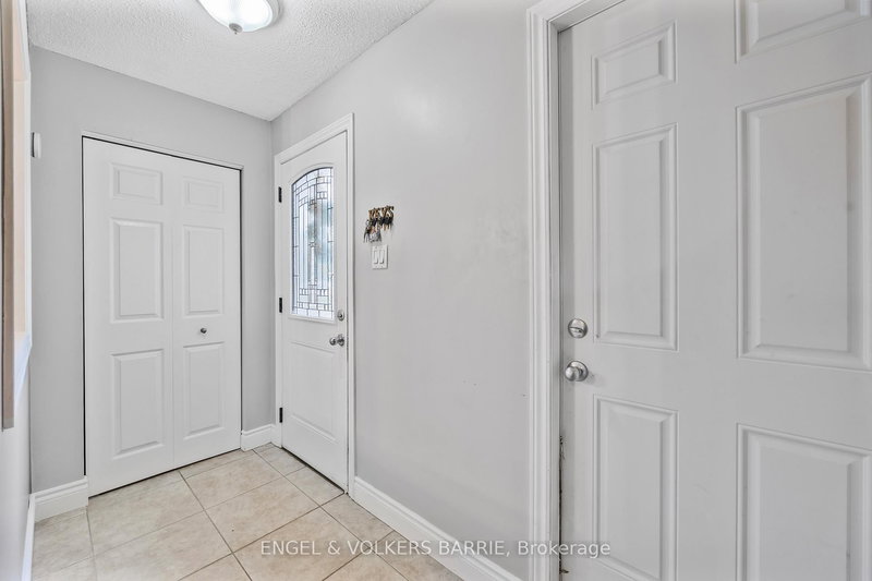 1 Aspen Crt, Hamilton, L8B 0A7 | Image 3