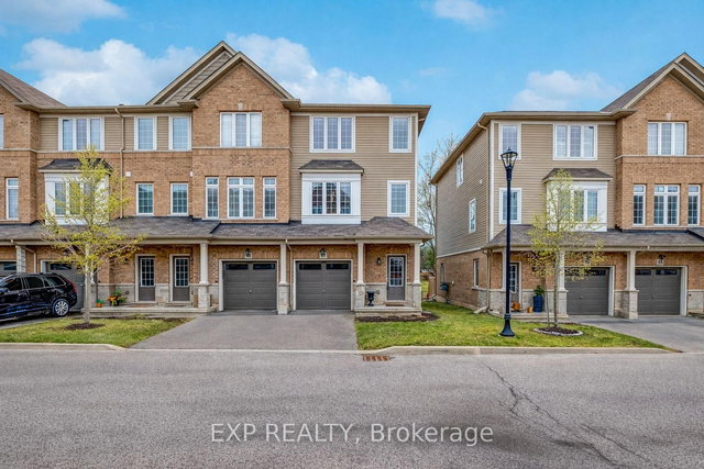 17 - 122 Dundas Street E