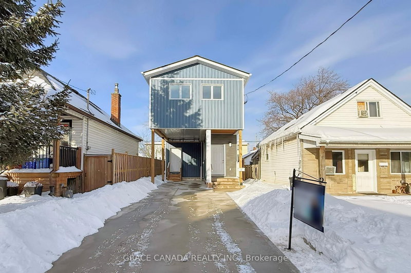 85 Albany Ave, Hamilton, L8H 2H4 | Image 2