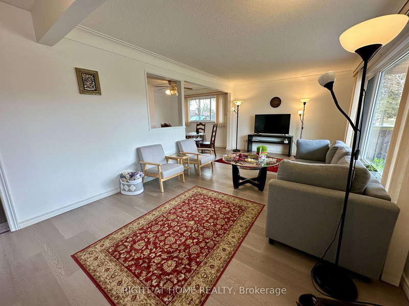 16 Rowanwood Ave, Brant, N3S 7B6 | Image 3