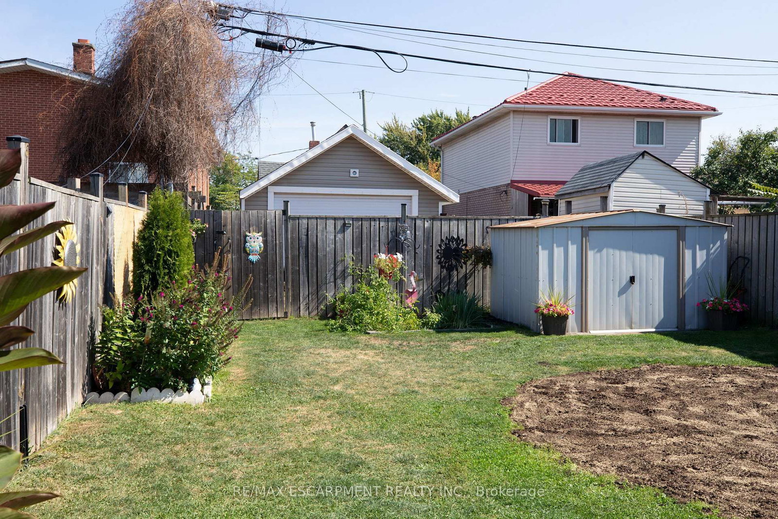 Detached House for sale at 118 JULIAN Avenue, Hamilton, Ontario, L8H 5R7 - Normanhurst - MLS: X12936066