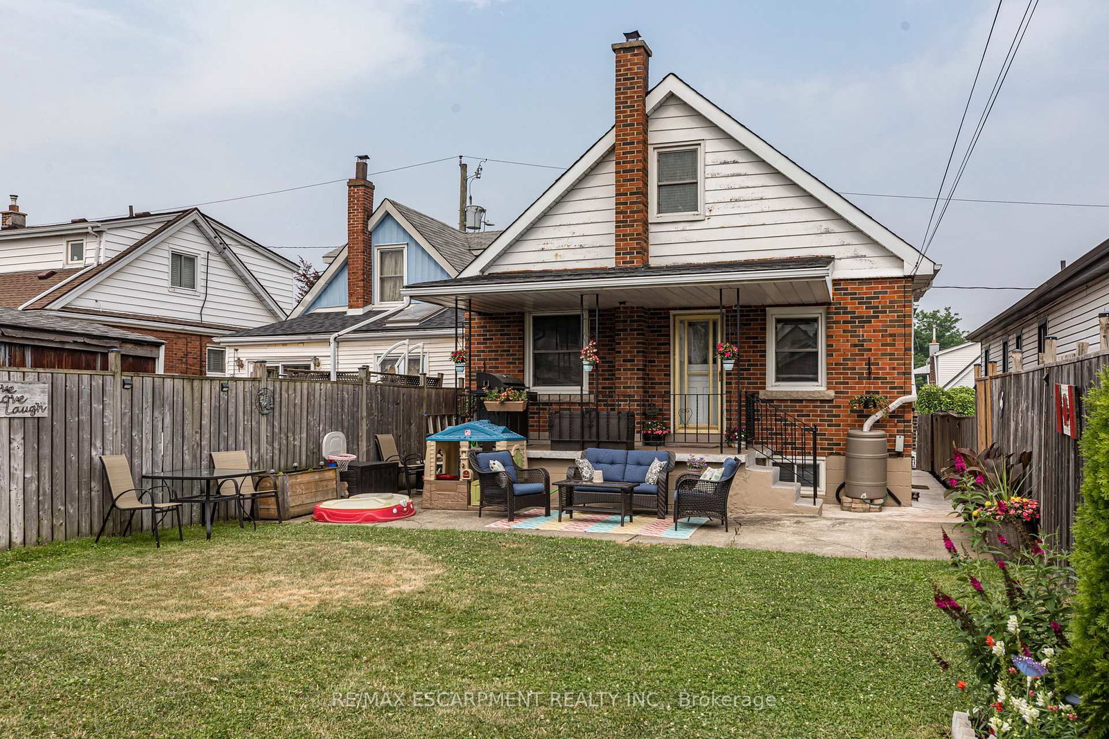 Detached House for sale at 118 JULIAN Avenue, Hamilton, Ontario, L8H 5R7 - Normanhurst - MLS: X12936066
