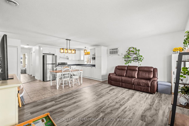 3 - 169 Mabel Street