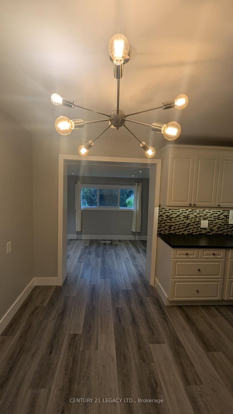 Main Floor - 66 Traynor Ave, Kitchener, N2C 1V9 | Image 3