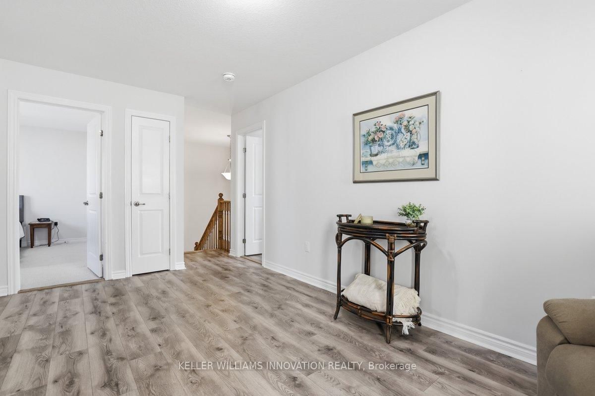 Detached House for sale at 18 Vic Chambers Place, Brant, Ontario, N3L 0E6 - Paris - MLS: X12936558