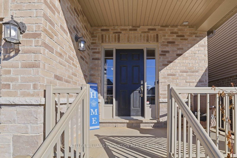 18 Vic Chambers Pl, Brant, N3L 0E6 | Image 2