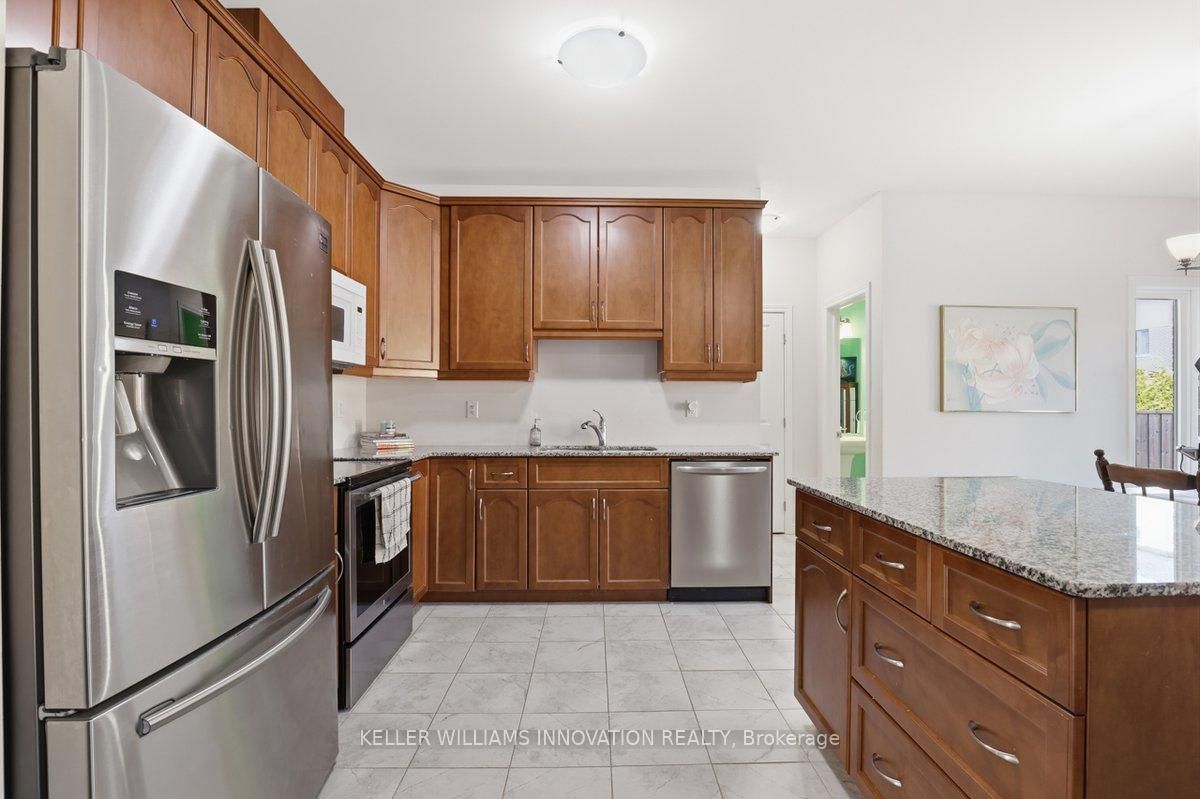 Detached House for sale at 18 Vic Chambers Place, Brant, Ontario, N3L 0E6 - Paris - MLS: X12936558