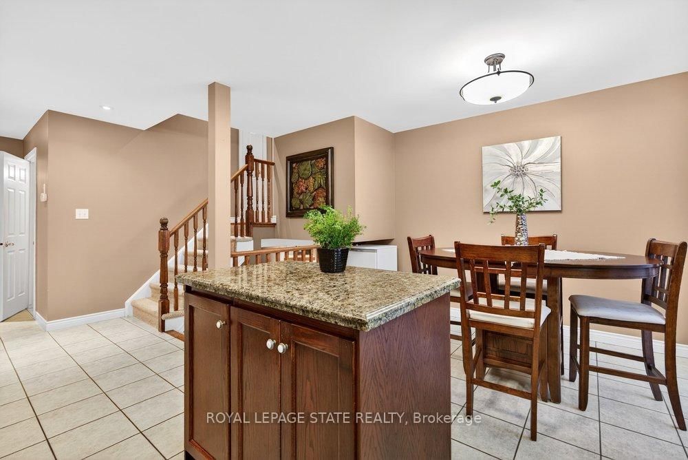 Detached House for sale at 128 Nugent Drive, Hamilton, Ontario, L8H 2M8 - Kentley - MLS: X12936560