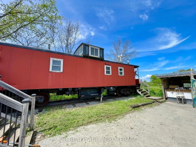 9261 Loyalist Parkway • Bath, ON photo 9