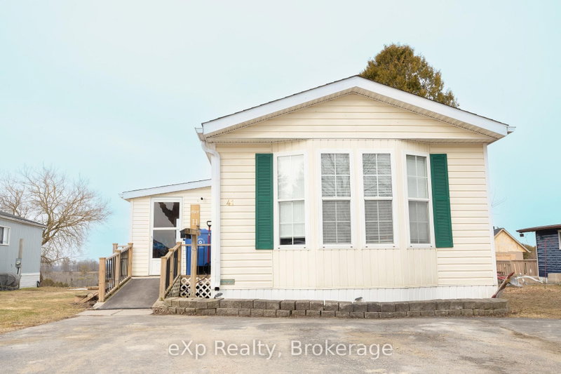 Unit 41 - 302694 Douglas Street