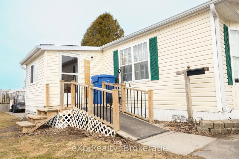 Unit 41 - 302694 Douglas Street