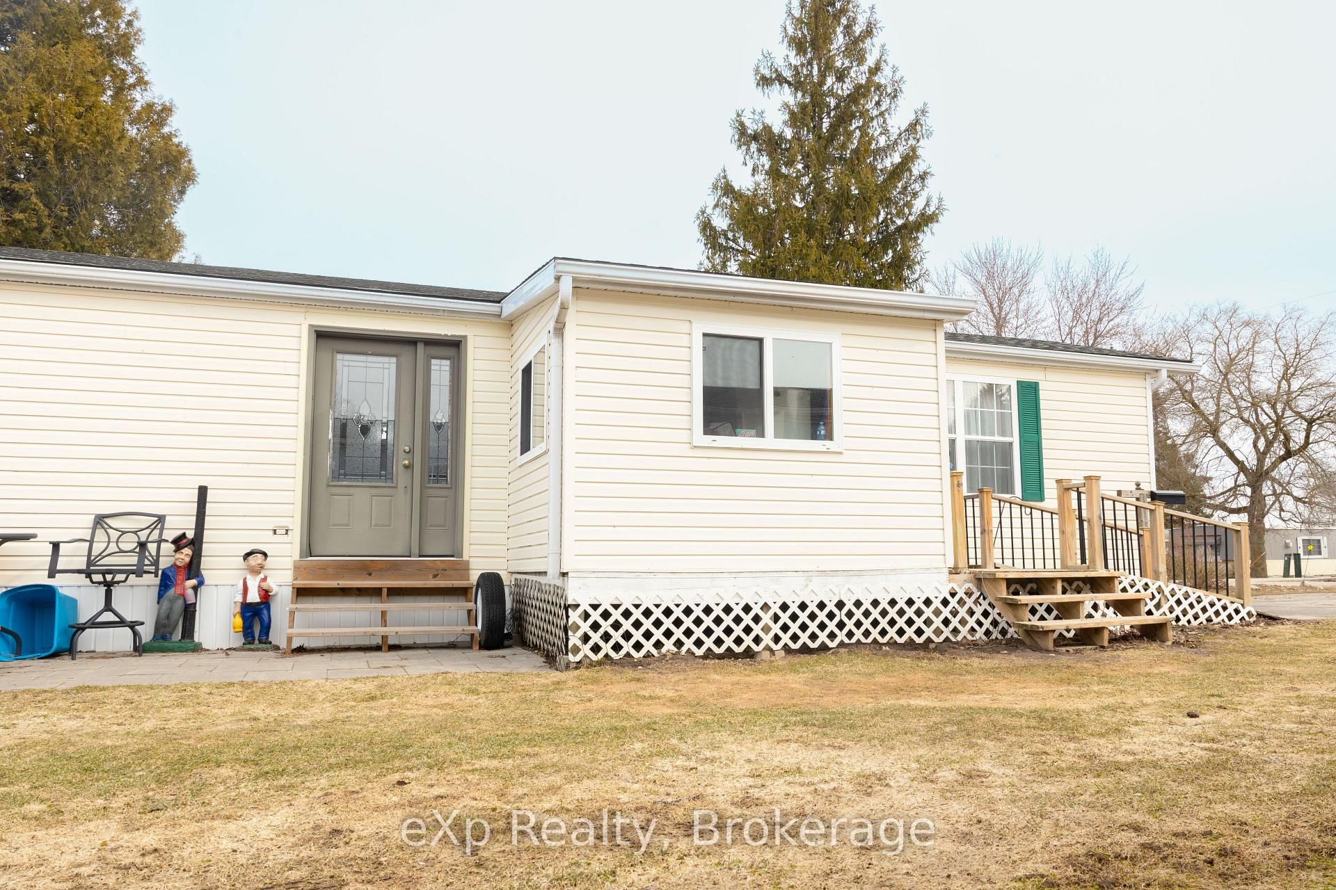 302694 Douglas Street, Unit Unit #41