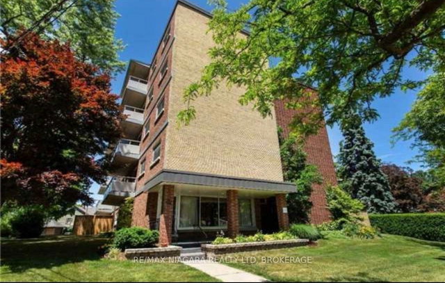 404 - 14 Norris Place